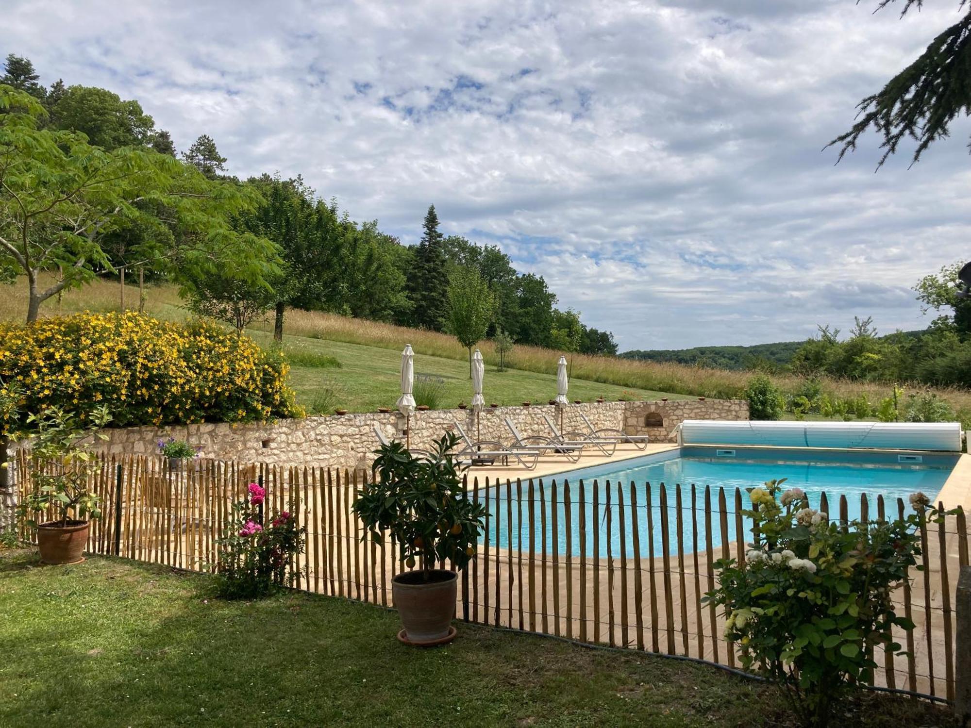 La Bastide Portoly B&B "Pruneaux" Penne-d'Agenais Exterior photo